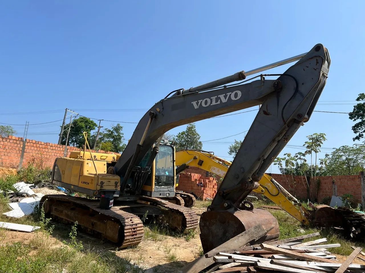 02 Tratores por apenas 300.000 - Foto 6