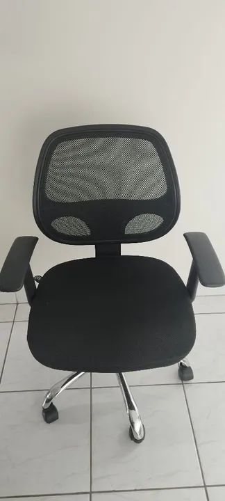 Cadeira de Escritório Giratória com Rodinhas