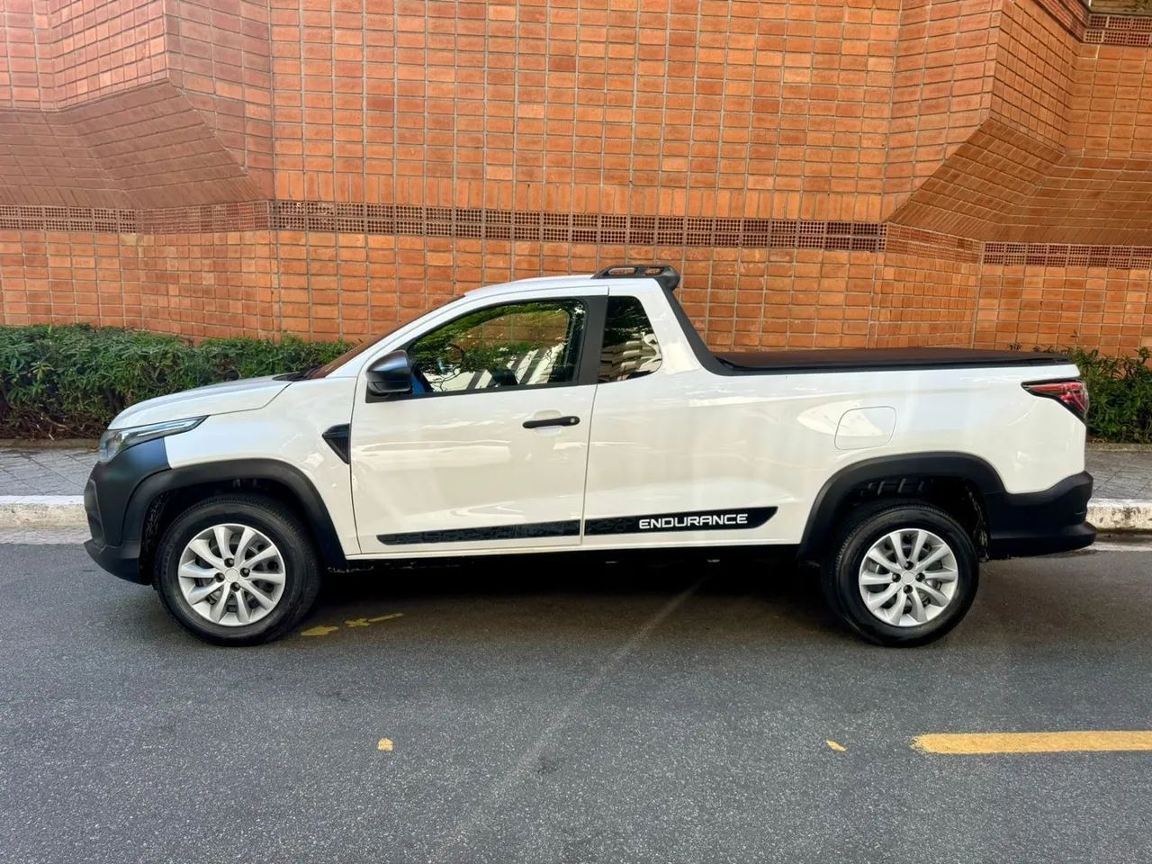 Fiat Strada 1.4 Endurance Cab. Cs Plus Flex 2022 - Foto 4