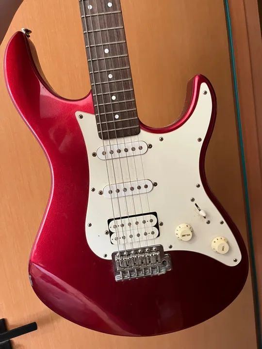 Guitarra Vermelha Pacifica Yamaha64310979354498121
