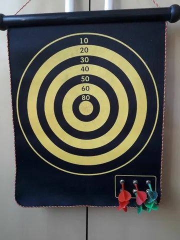 Jogo de  dardos  completo 