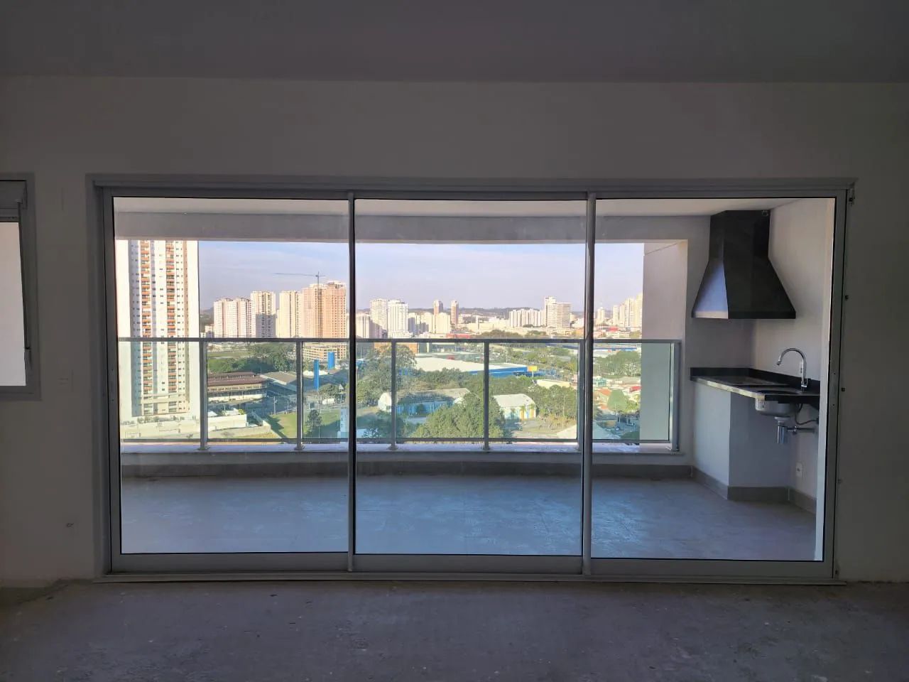 VENDE SE PORTA DE CORRER DE VIDRO SEMI NOVA - Foto 3