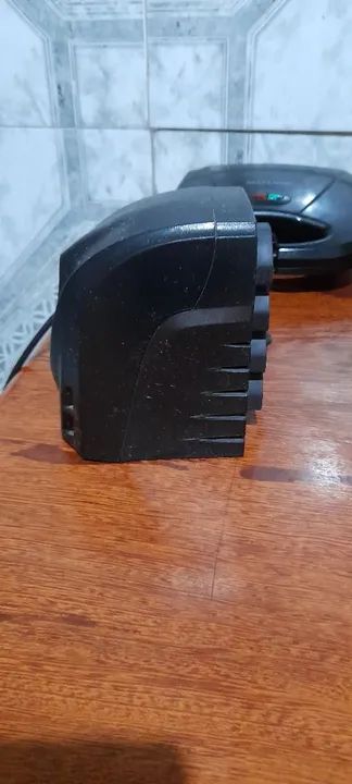 Estabilizador SMS 300VA Monovolt Revolution - Foto 2