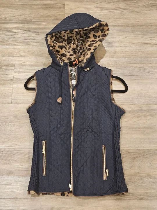 Colete e blusas P/M a partir de R$ 40,00 - leia a descrição