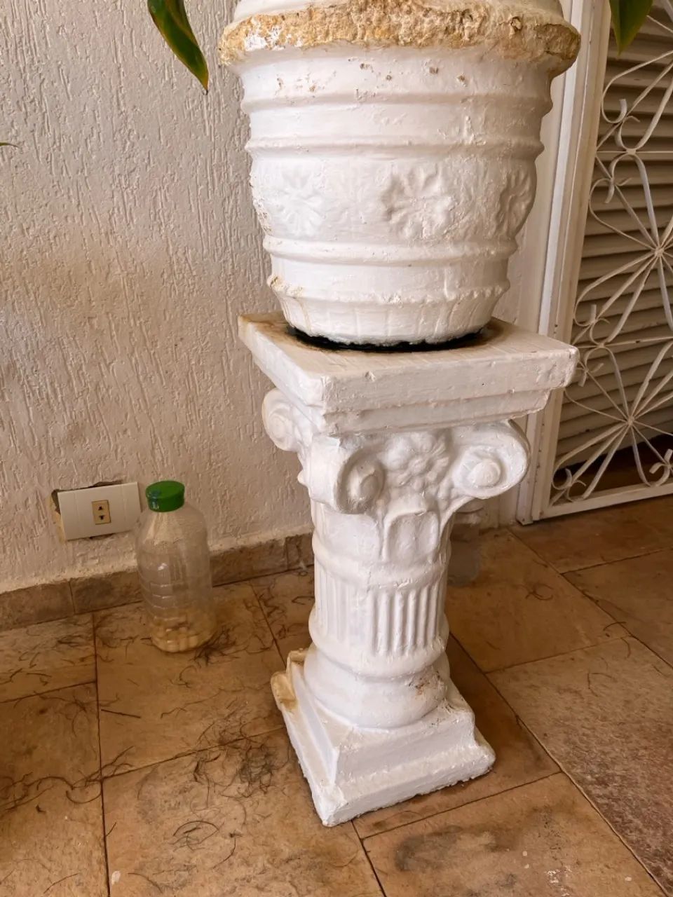 Pedestal de cimento 