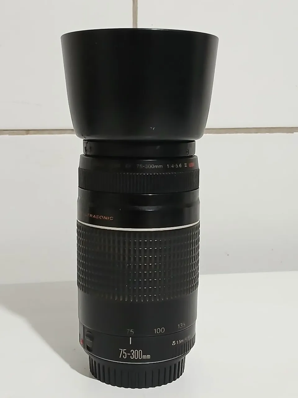 Lente Canon EF 75-300mm