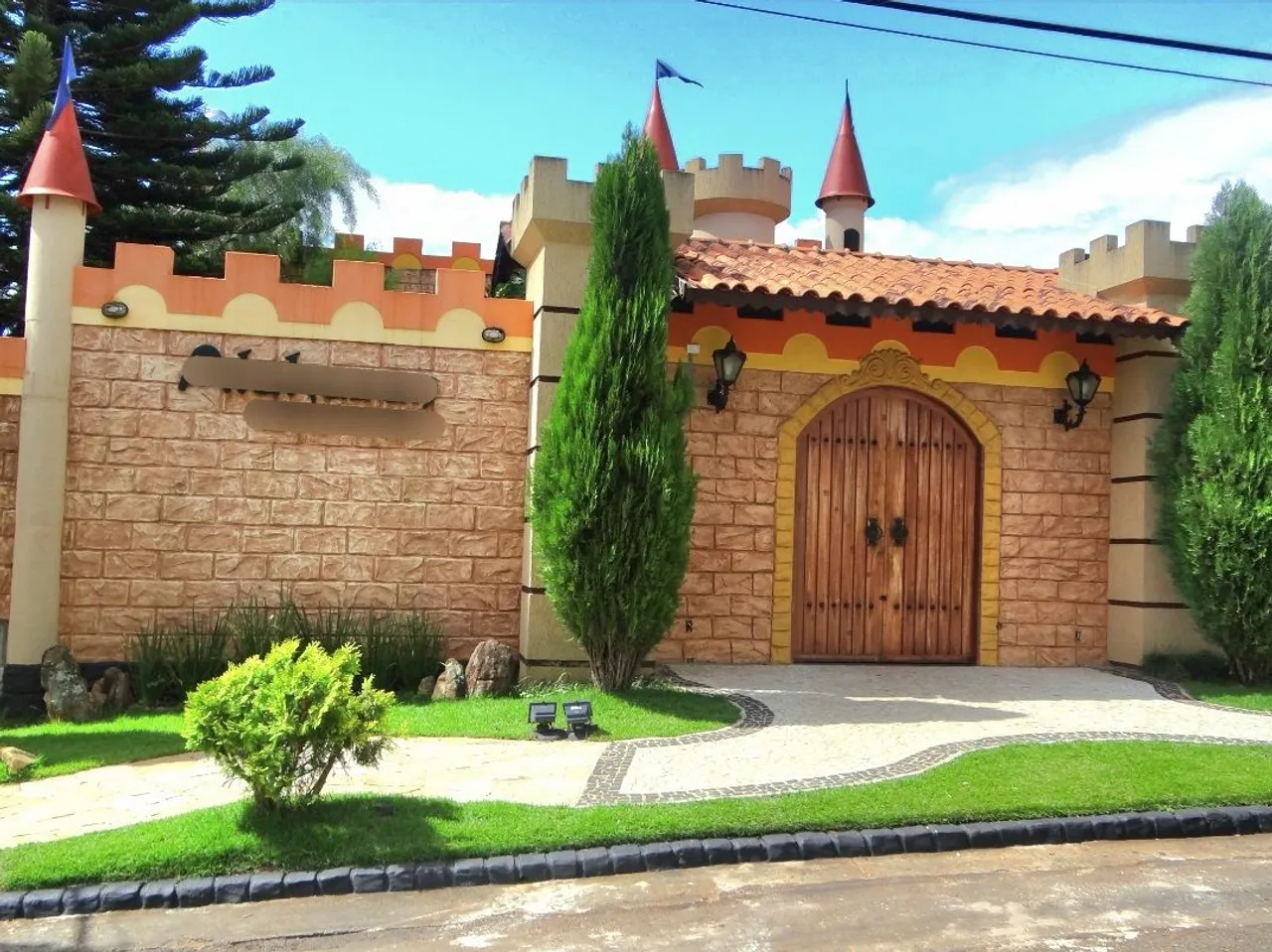 ESCOLA INFANTIL - Aluga-se ótimo imóvel!