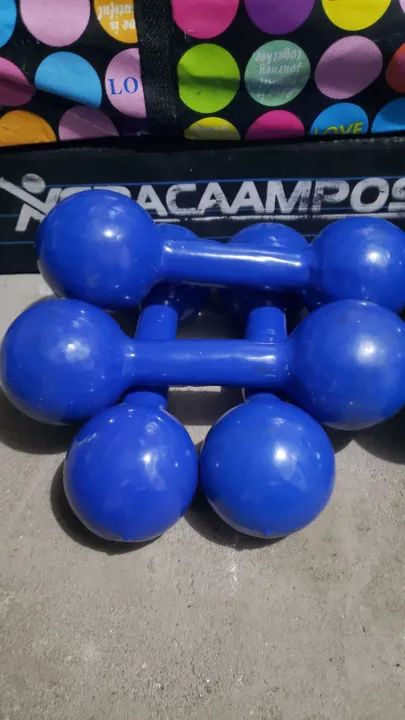 Par de Halteres de 8kg - Novos!!!