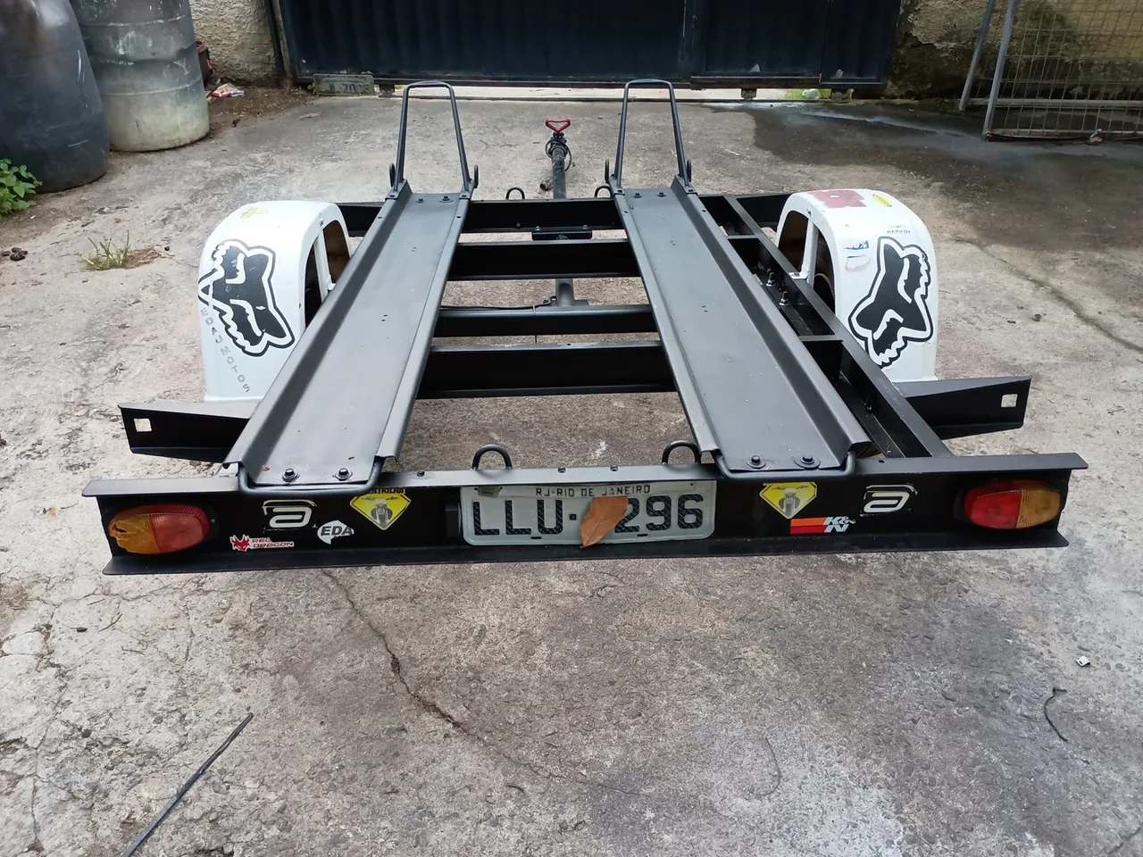 Carretinha para transporte de motos