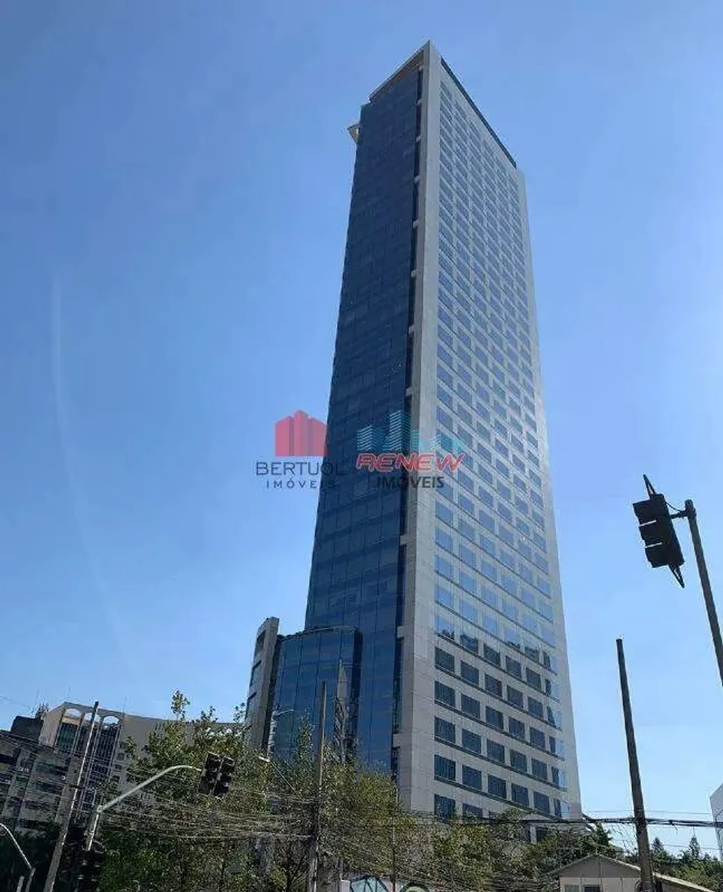 Sala para aluguel Edifício E-Tower em São Paulo
