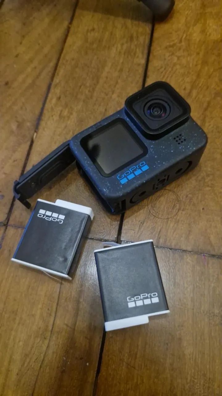 GoPro Hero 12 Black, com duas baterias