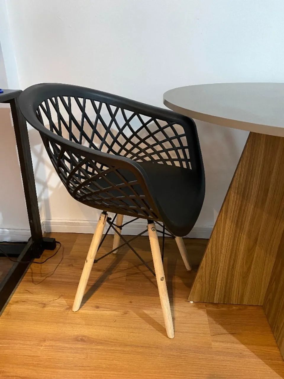 MDF table with two chairs64363875466755122