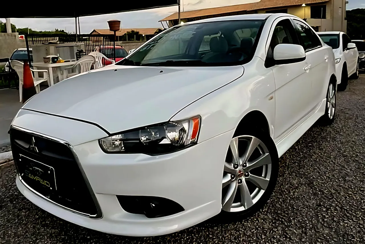 Lancer GT Lindo! Baixei pra vender rápido!