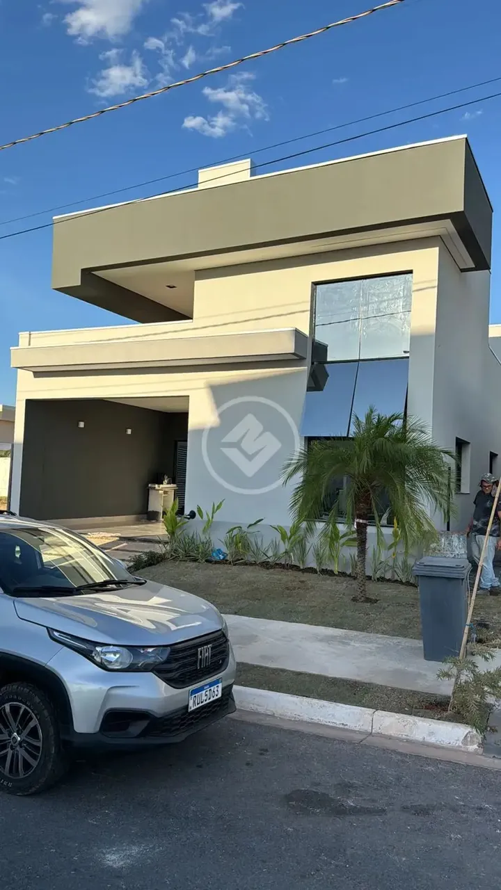 VENDE-SE CASA TÉRREA COM 3 SUÍTES NO PRIMOR DAS TORRES, SITUADO EM UMA DAS REGIÕES QUE MAI