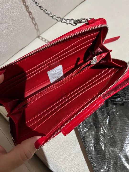 Bolsa de Ombro Vermelha  Verniz Santa Lolla nova  - Foto 3