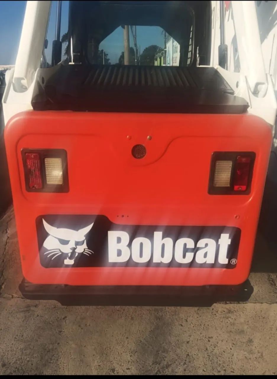 Mini carregadeira Bob cat 450 - Foto 3