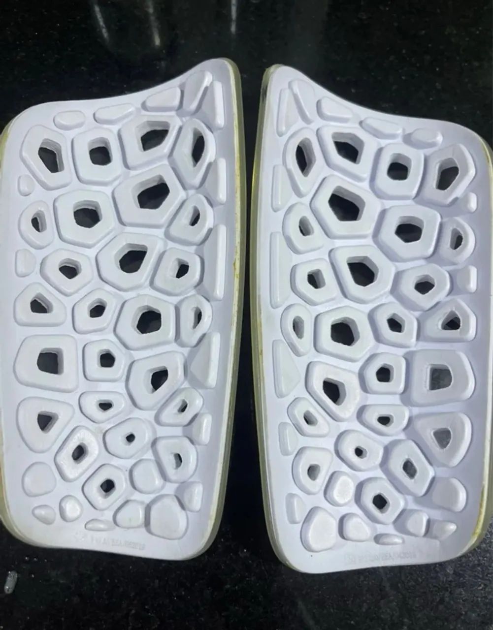 Protetores de Canela Nike Mercurial - Foto 2