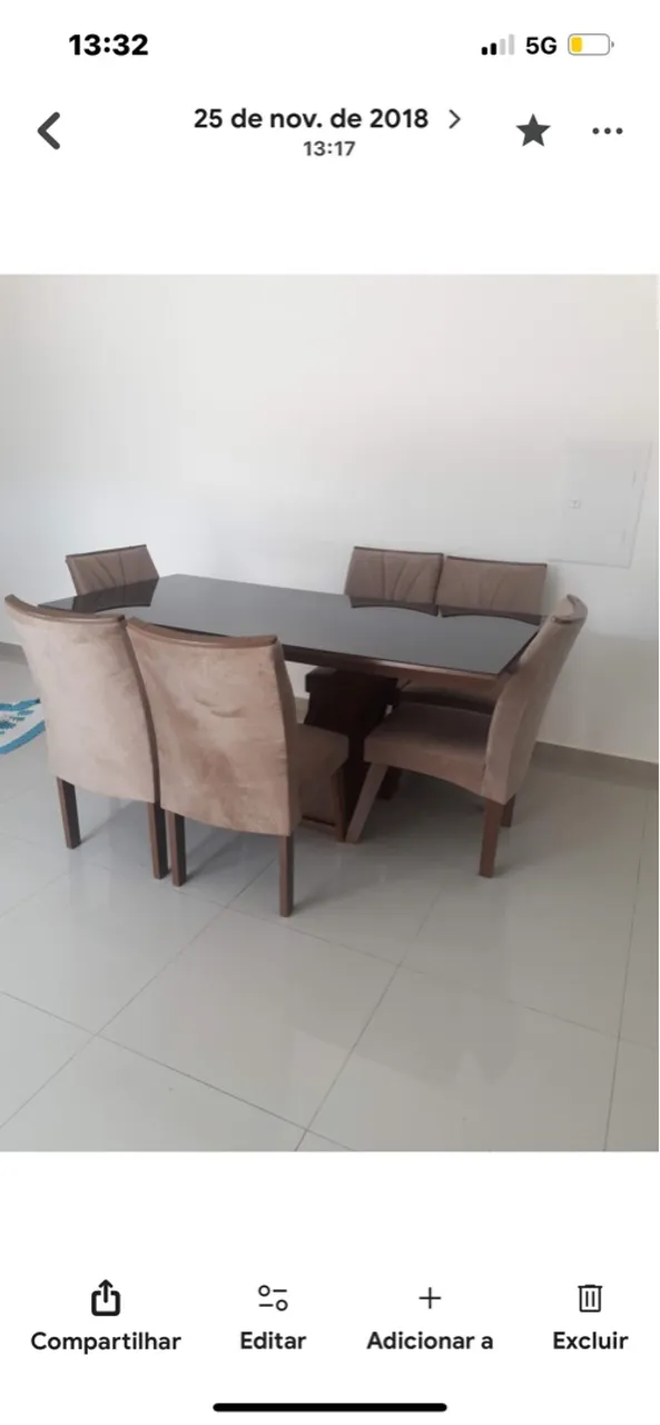 Mesa de Jantar com 6 Cadeiras