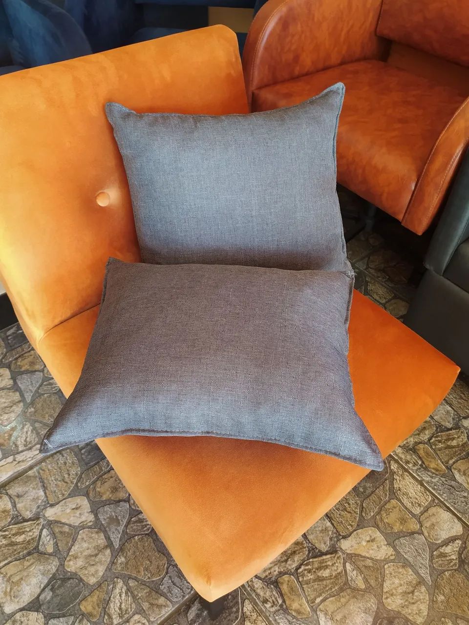 Almofadas decorativas vermelhas - Foto 2