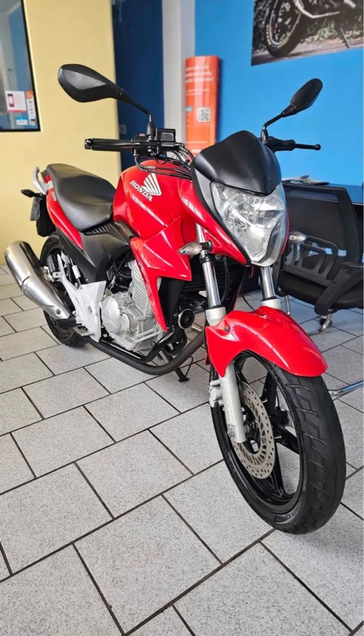 Honda Cb300cc impecável - Foto 5