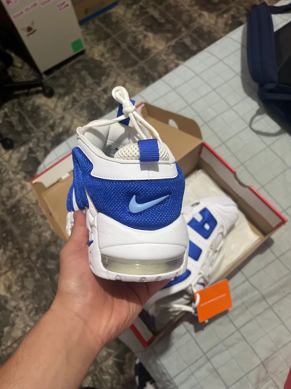 AIR MAX UPTEMPO BLUE ROYAL - Foto 5