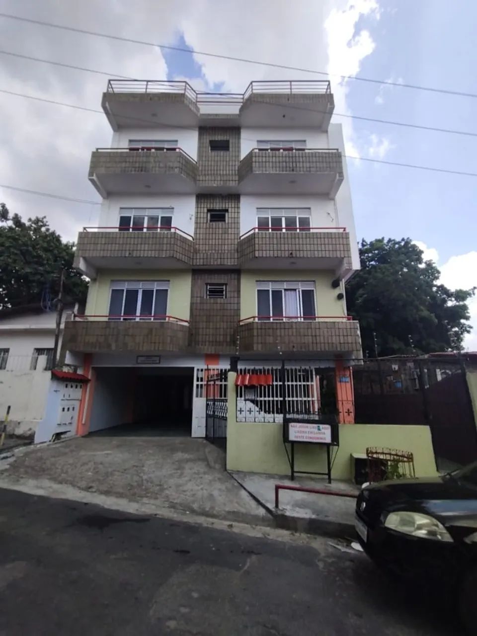 Apartamento 2 Dormitórios . Parque 10. Próximo aos shoppings Amazonas/manauara.