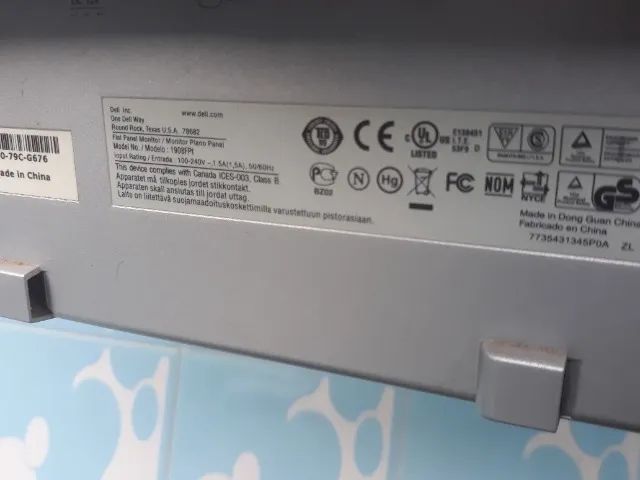 Monitor Dell com Suporte Removível -Mod.1908FPt