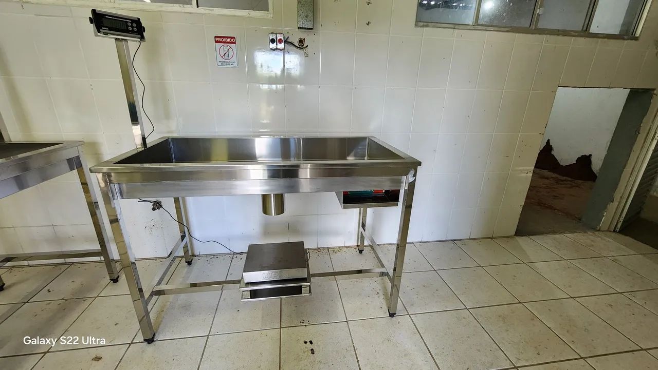 Mesa inox  industrial pesagem e embalagens - Foto 3