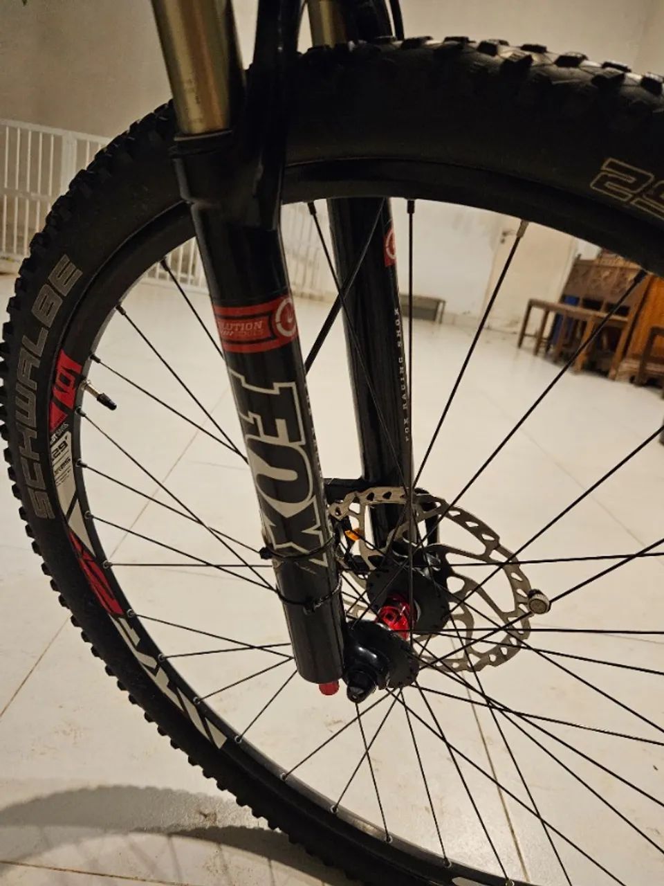 BICICLETA SCOTT QUADRO DE CARBONO ARO 29 - Foto 4