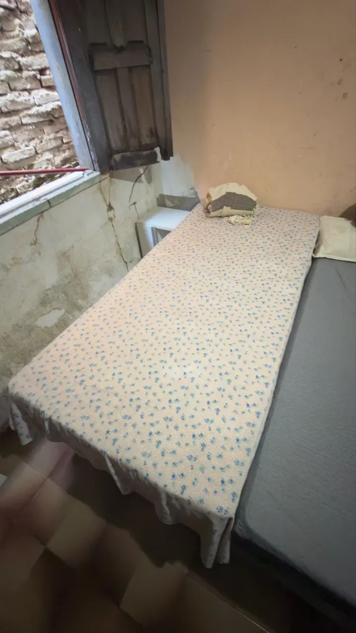 Vendo cama de solteiro - Foto 2