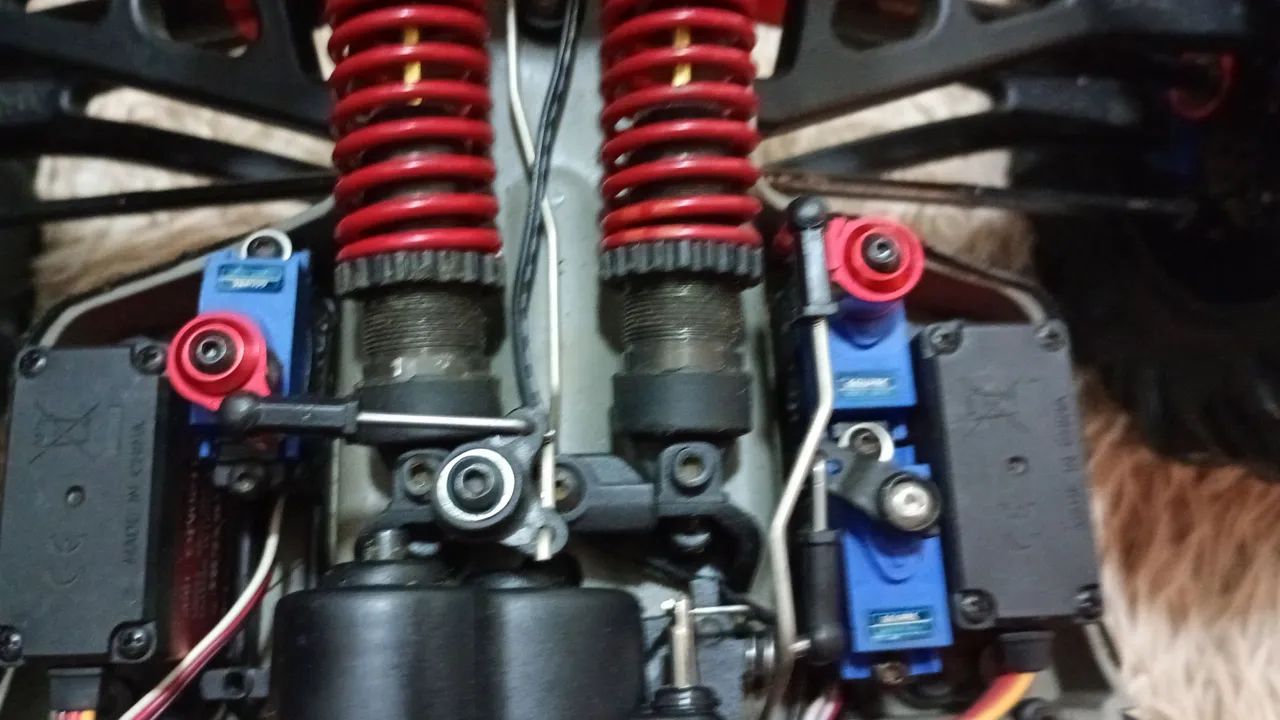 Automodelo traxxas summit 1/10  - Foto 4