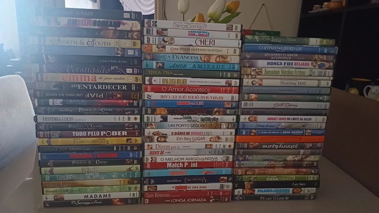 Coleção de DVDs diversos - Filmes e Séries - Foto 2