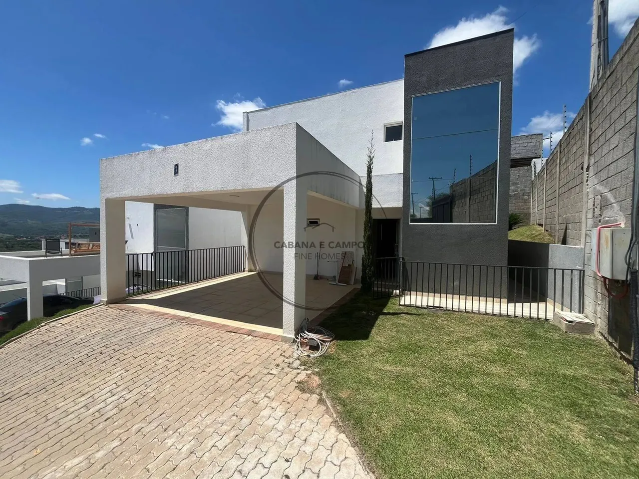 Casa à venda em condomínio fechado Jd. Estância Brasil - Atibaia