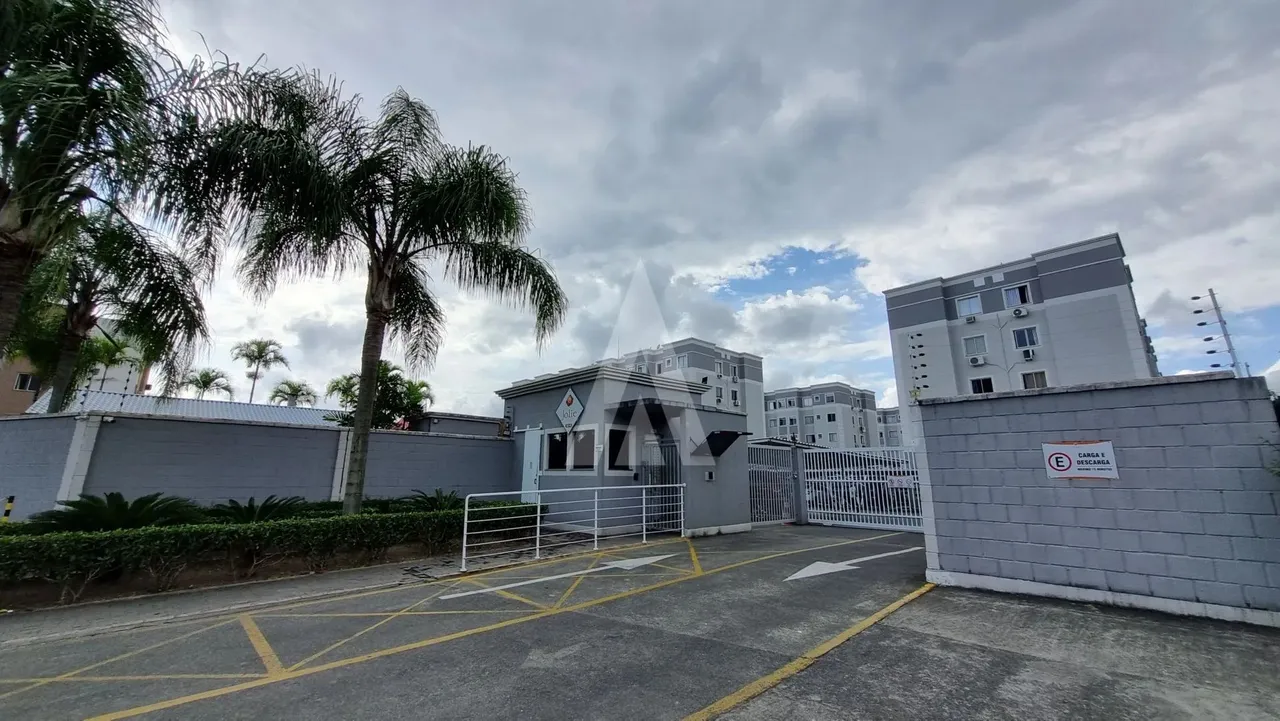 Apartamento com 2 quartos para alugar por R$ 1100.00, 44.05 m2 - AVENTUREIRO - JOINVILLE/S