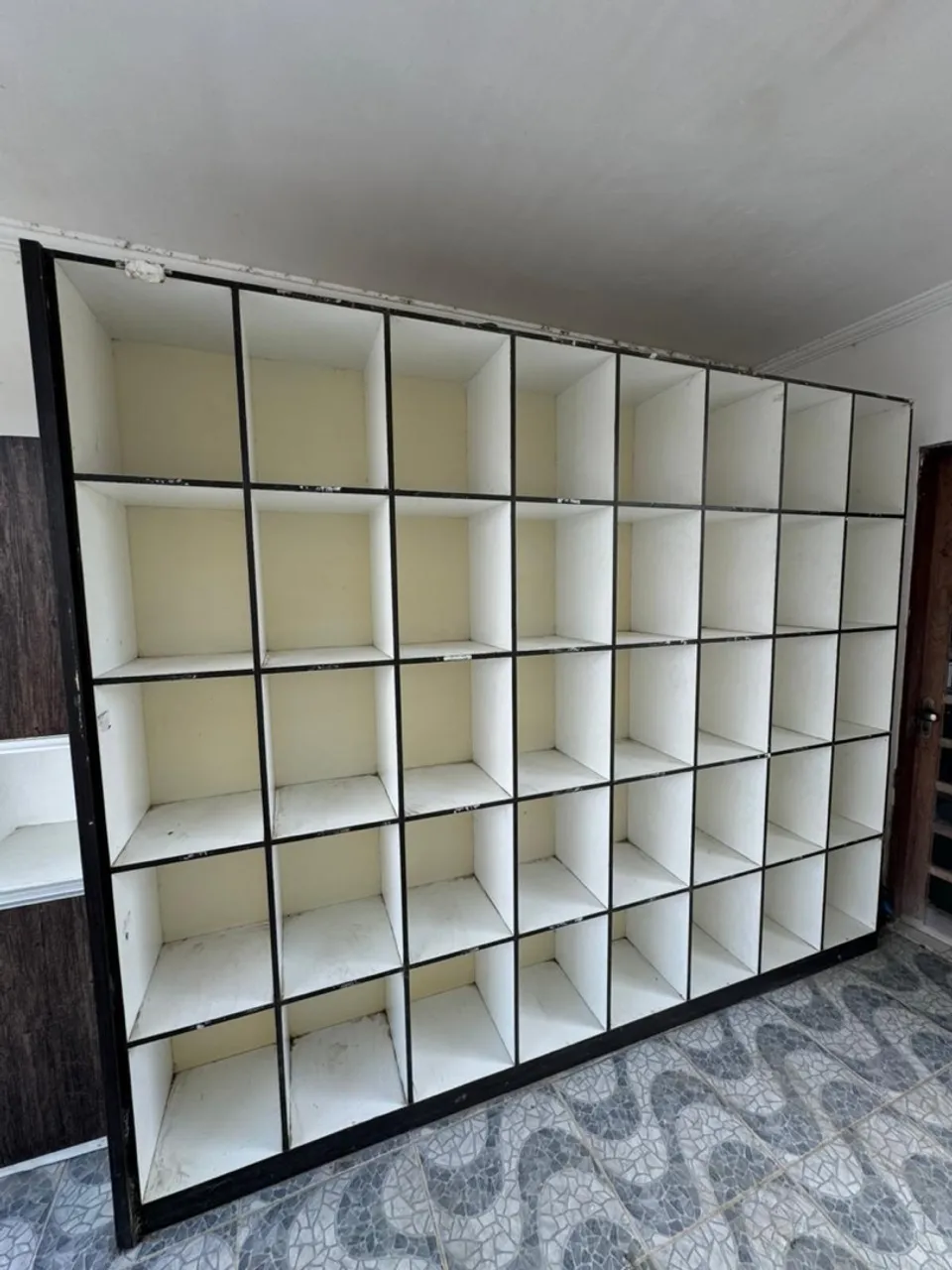 Colmeia pra loja em MDF