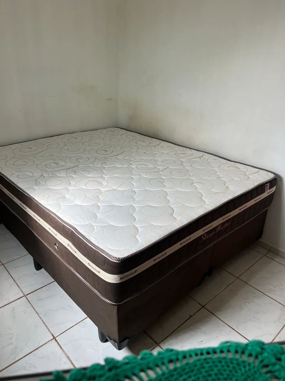 Cama box molas ensacadas king conjunto novos