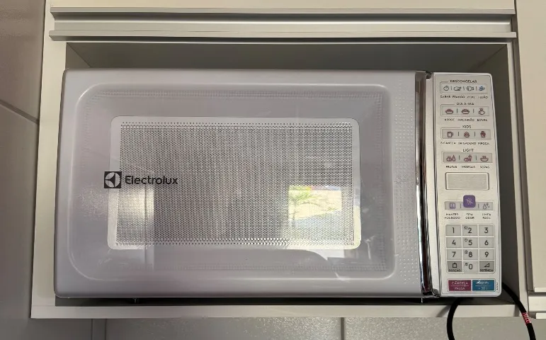 Microondas 34L Electrolux
