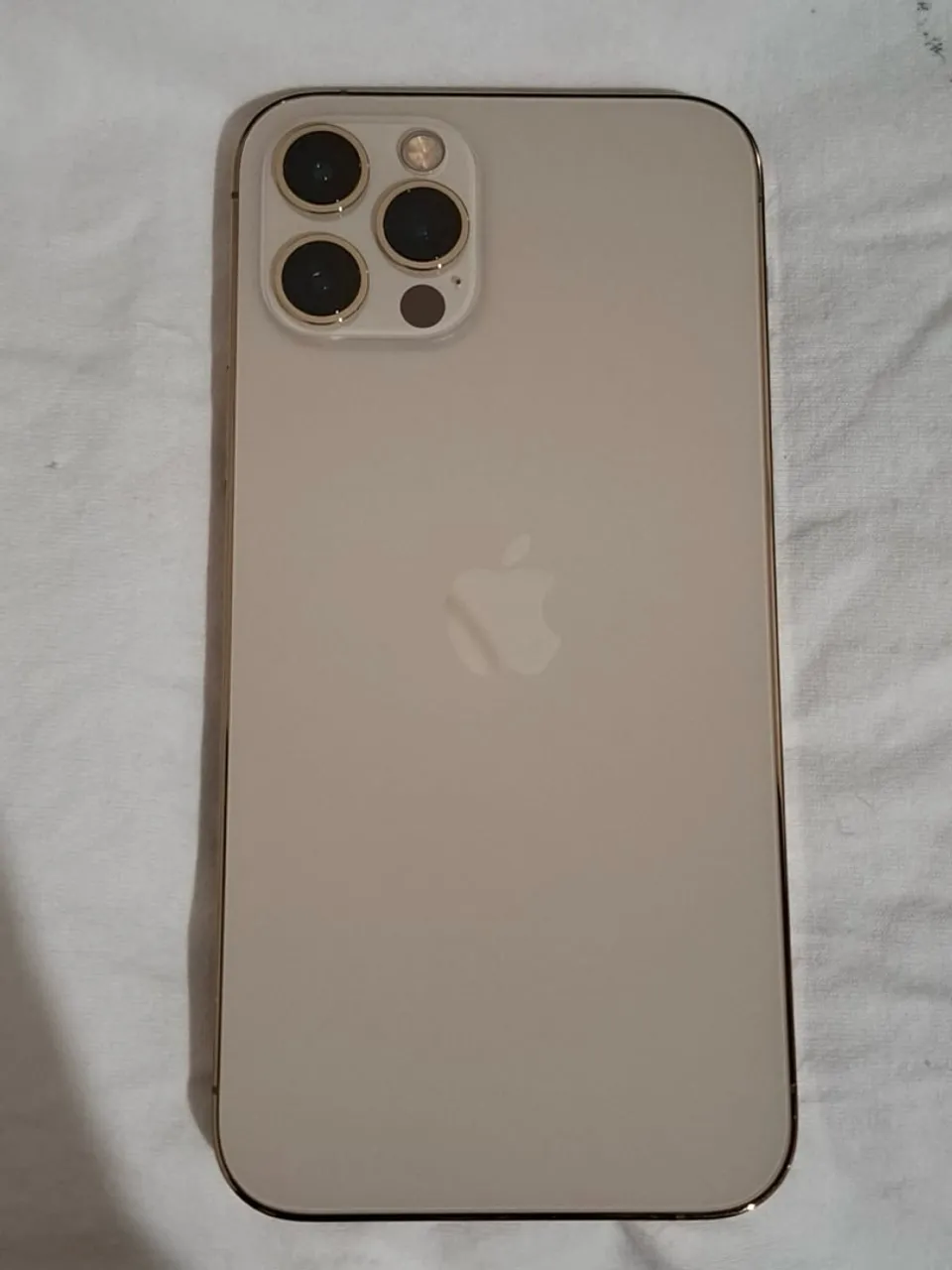 iPhone 12 pro com NF
