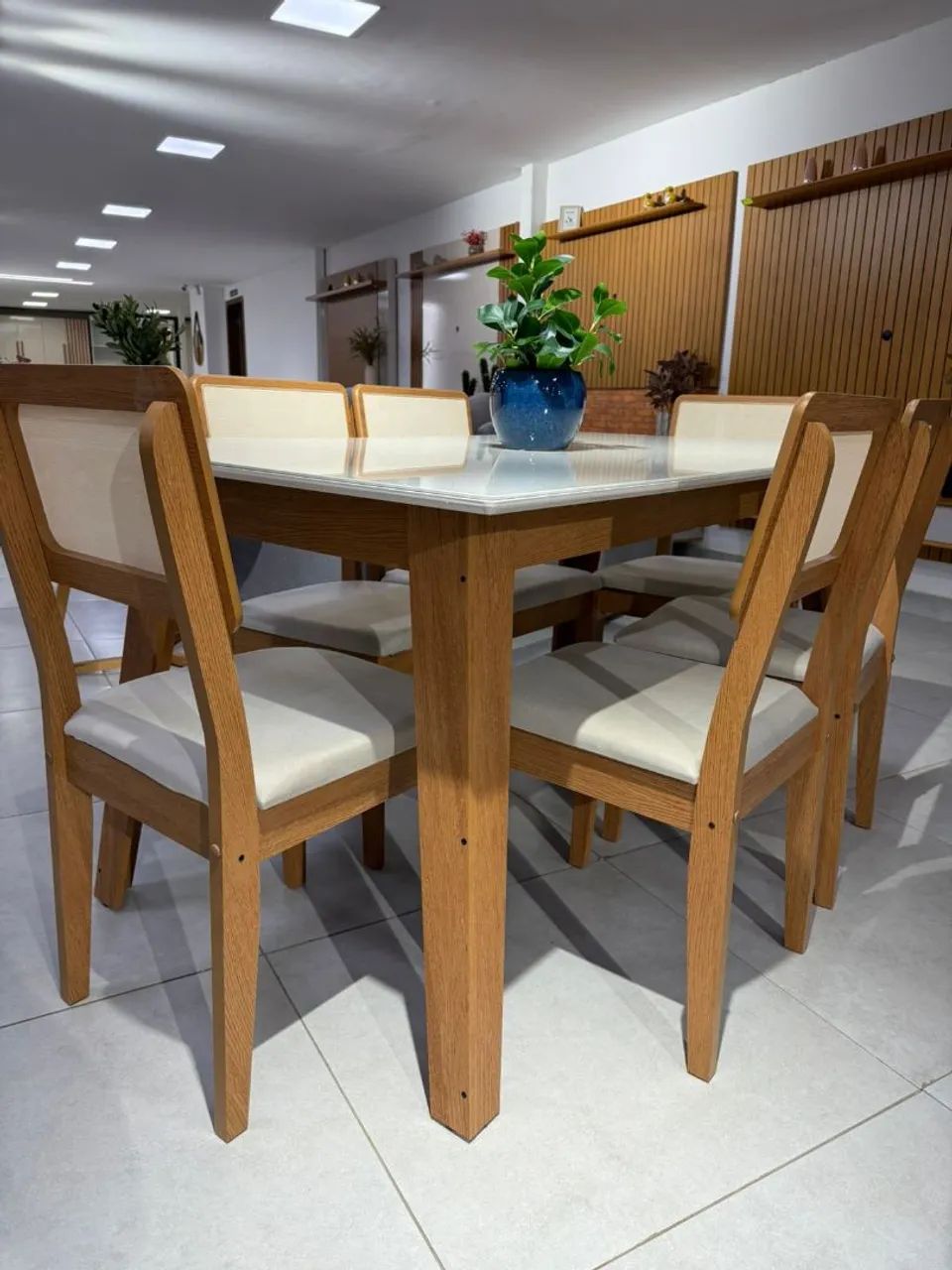 Mesa de Jantar Moderna com 6 Cadeiras Santiago  - Foto 3