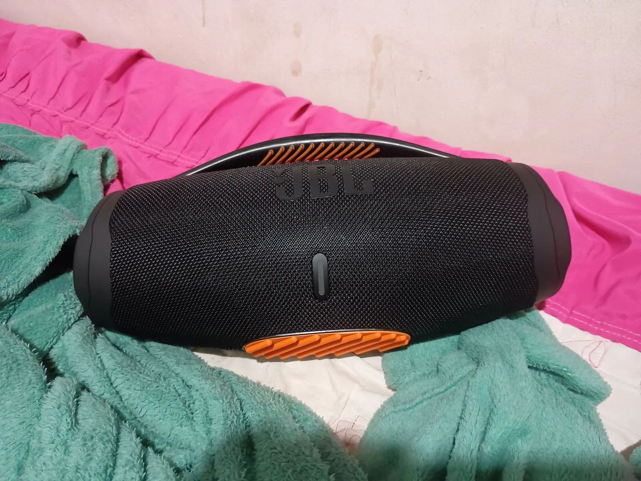 Caixa de Som JBL Boombox - Foto 2