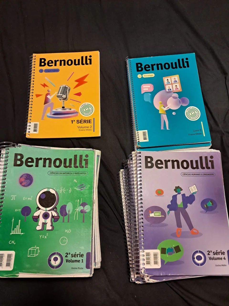 Livros didáticos Bernoulli Ensino Médio - 2ª Série