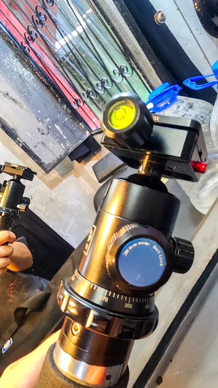 Monopé Sirui pé de galinha com cabeça ballhead (até 10kg) - Foto 5