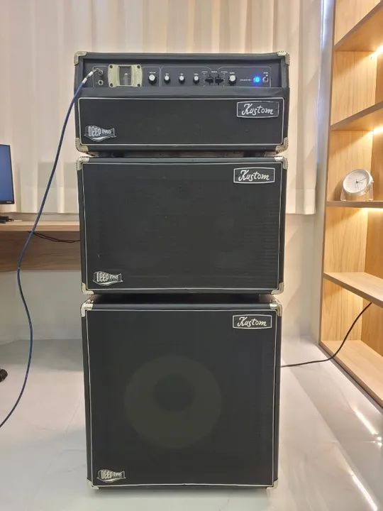 Caixa e amplificador contrabaixo KUSTOM Deep End