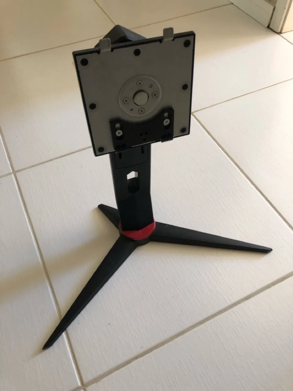 Base (Pé) Monitor Aoc Hero