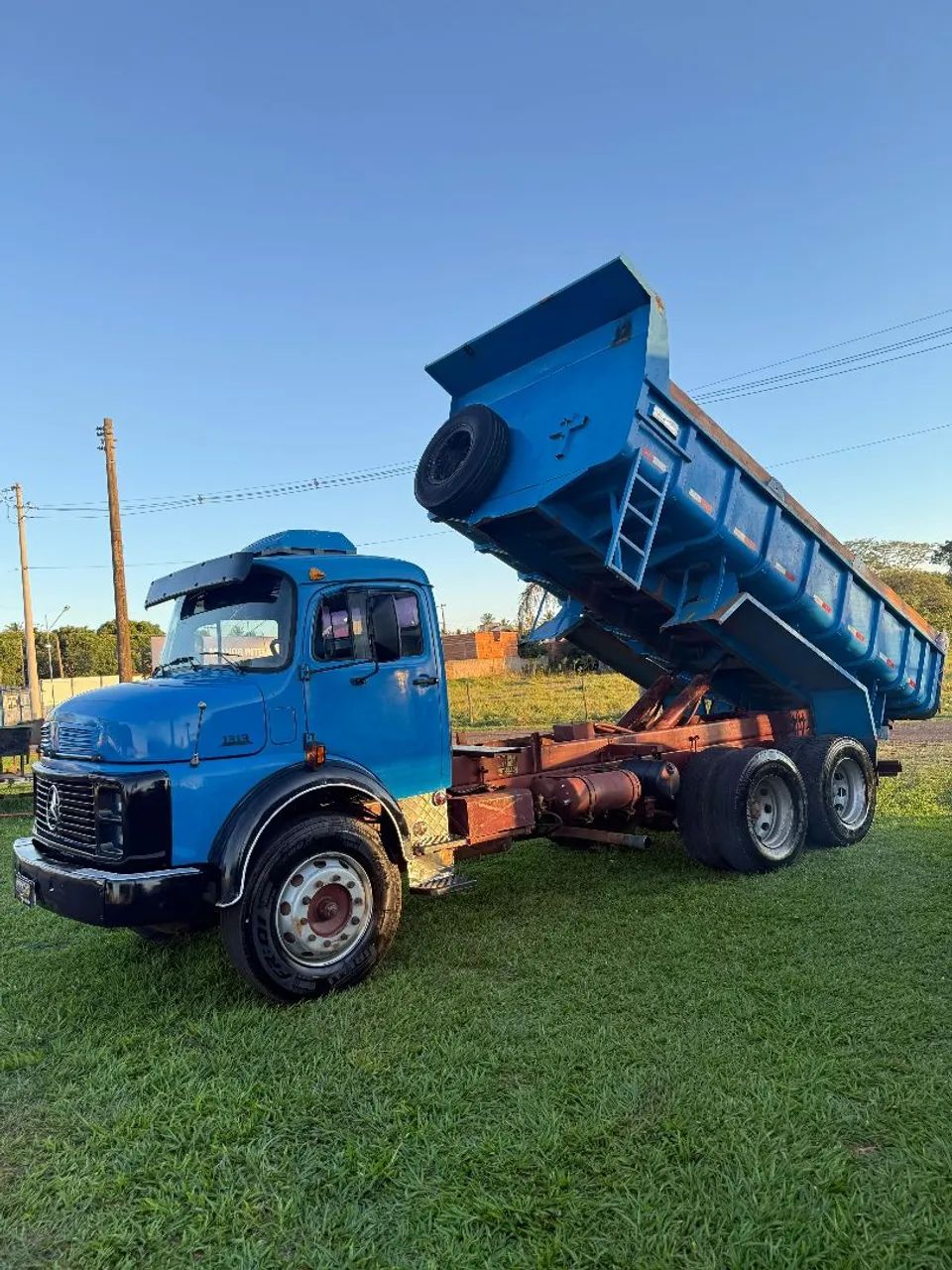 Mercedes Benz Truck Cacamba - Foto 3