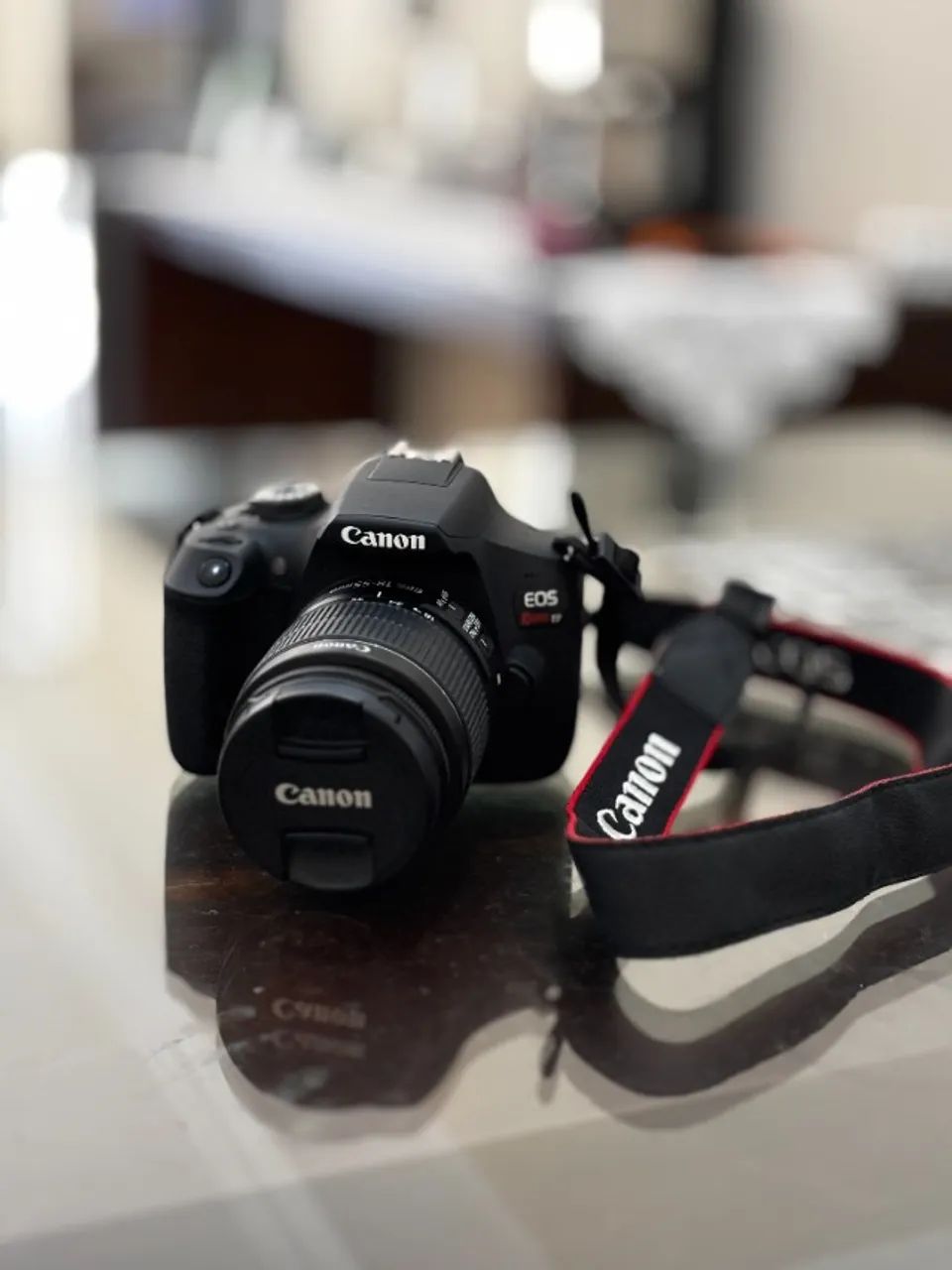 Camera Canon EOS Rebel T7 (Seminova)