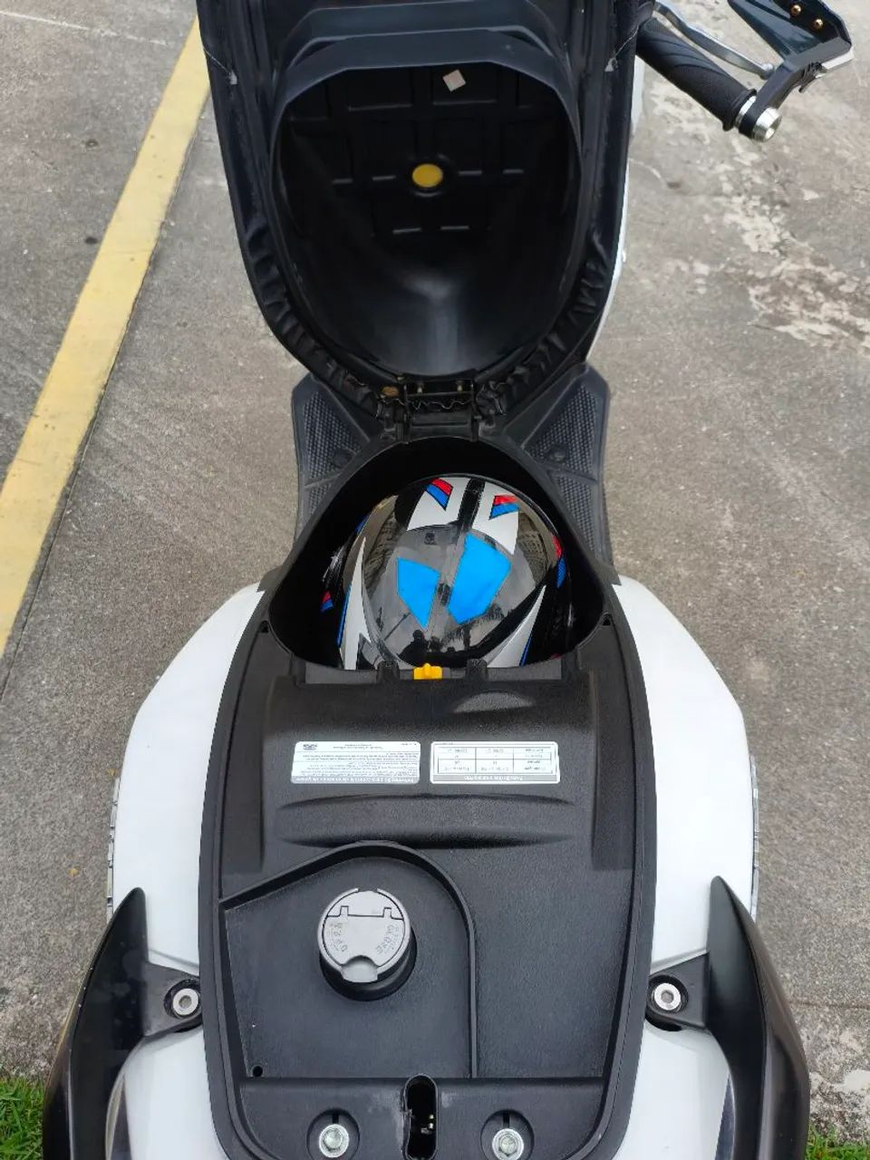 Moto linda e muito econômica - Foto 6