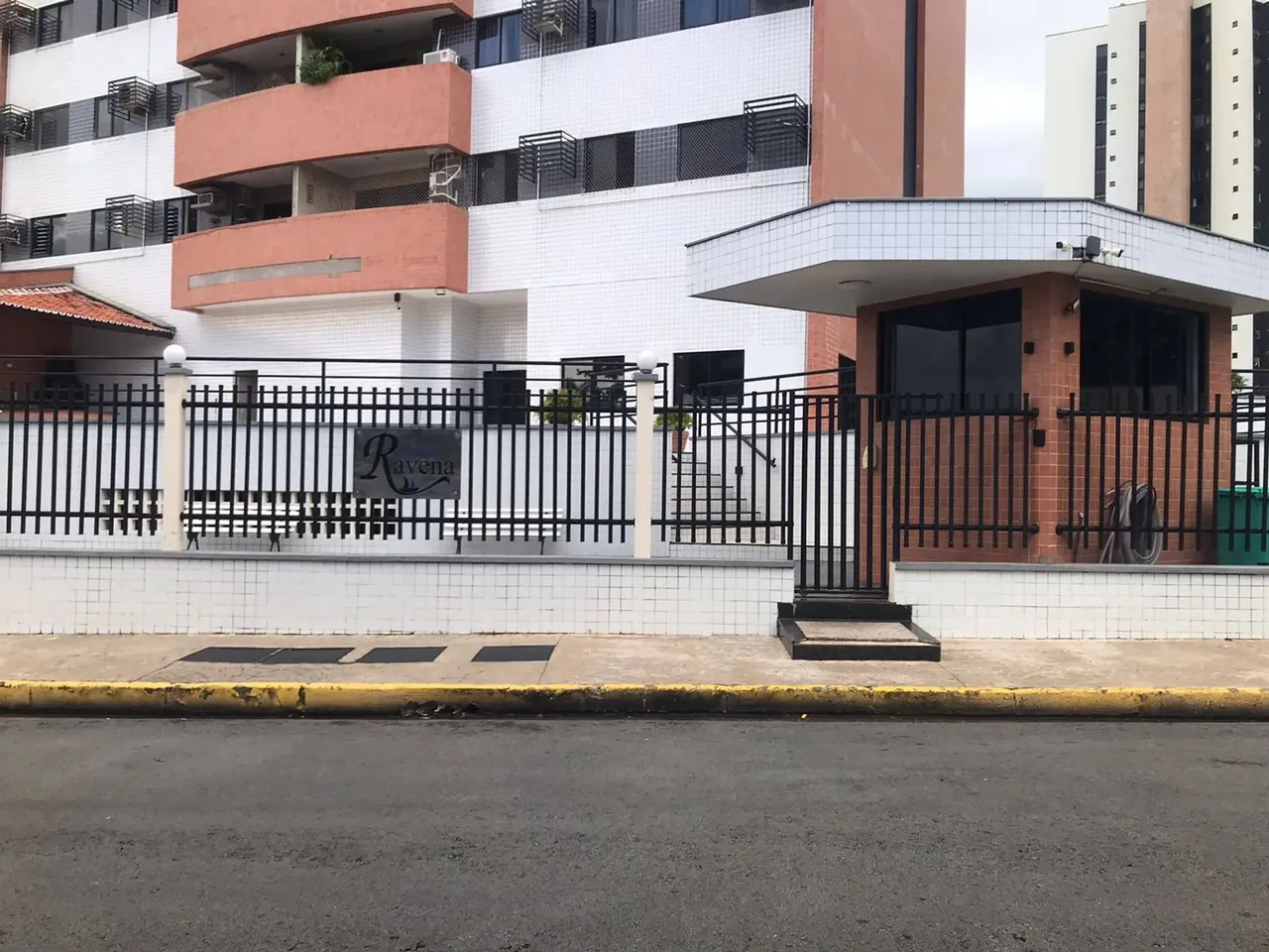 EDIFÍCIO PORTO RAVENA AO LADO DA AABB