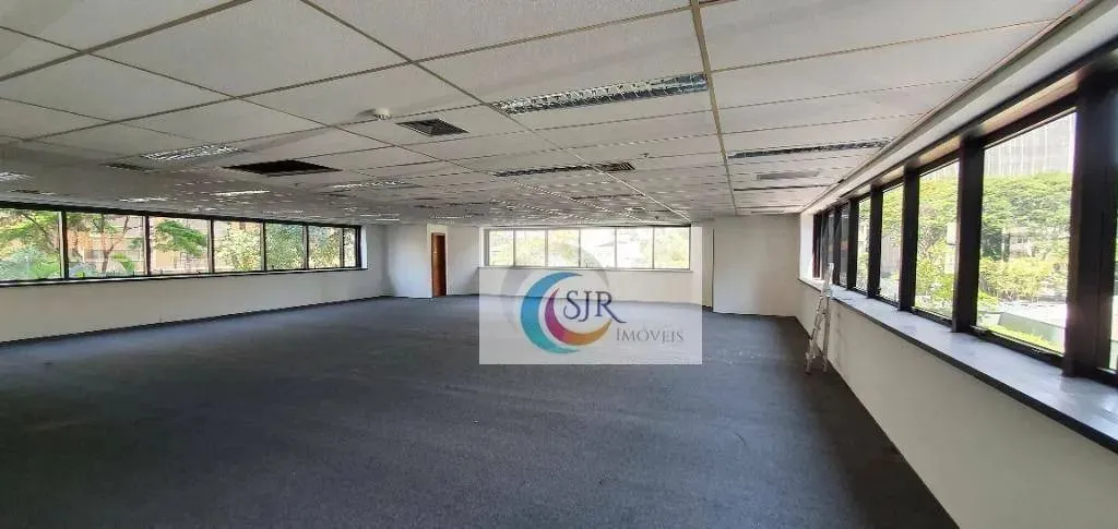 Sala comercial de 1.715 m² de área útil, em excelente localização, em Pinheiros, zona oest
