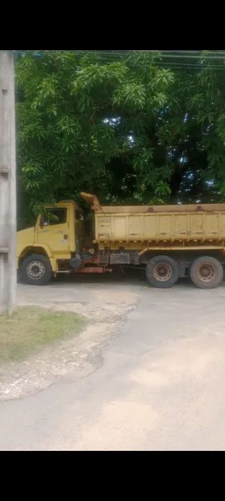 Caçamba Mercedes 1620 ano 2000